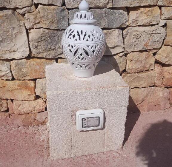 تختخواب و صبحانه Giaster