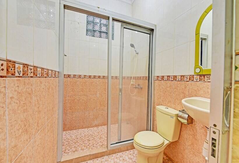 Collection O 91489 Hotel Tanjung Permata