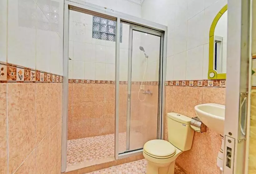 Collection O 91489 Hotel Tanjung Permata