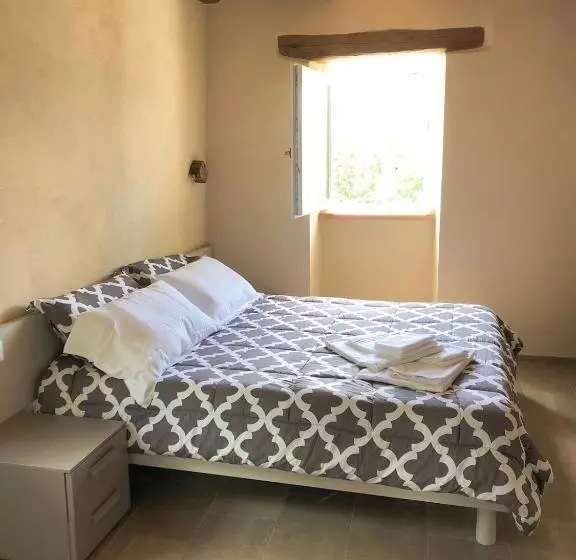 ホテル Agriturismo Cascina Cornelli