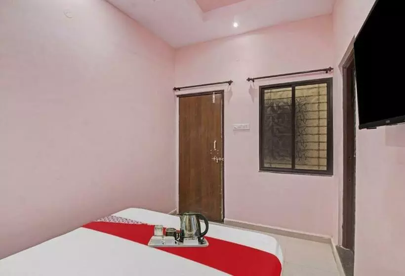 Hotelli O R K Guest House