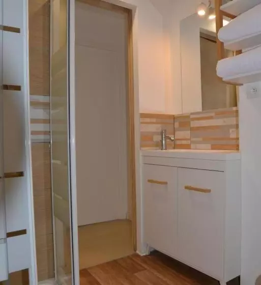 ペンション Dnj Appart