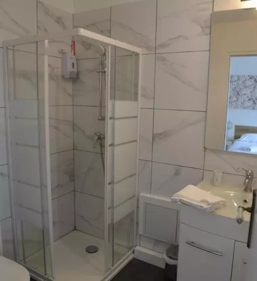 ペンション Dnj Appart