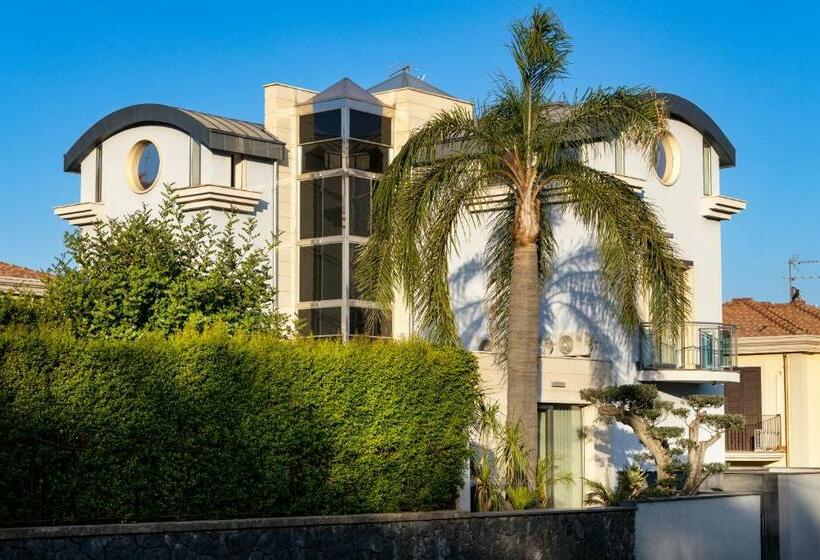 بنسيون Zaffiro Lavico Rooms Etna Nature Sea