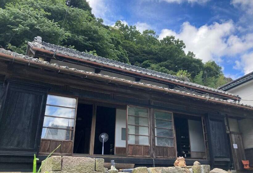 Общежитие ゲストハウス大安吉田