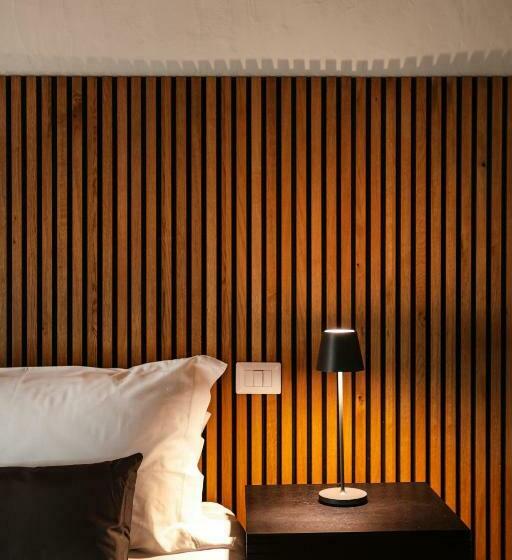 住宿加早餐  Reef Suites