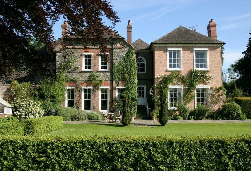 ベッドアンドブレックファースト The Old Vicarage