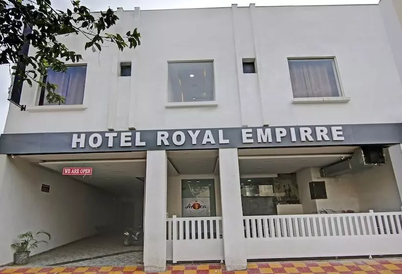 هتل Treebo Royal Empire Adarsh Nagar, Chandigarh