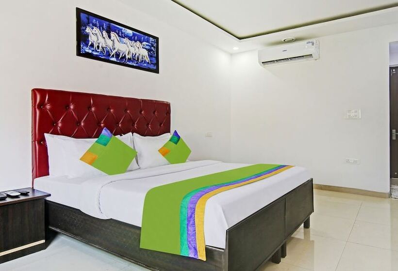 فندق Treebo Royal Empire Adarsh Nagar, Chandigarh