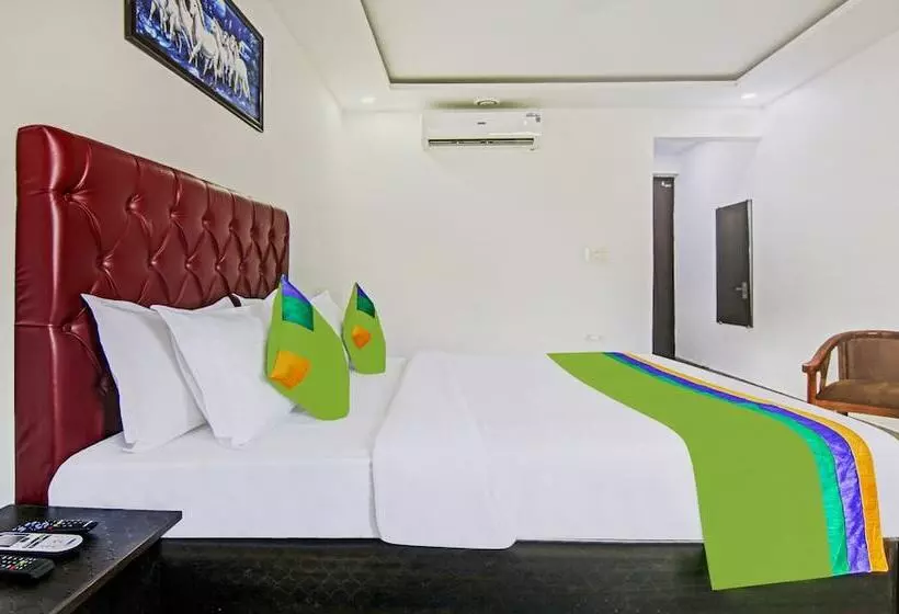 هتل Treebo Royal Empire Adarsh Nagar, Chandigarh