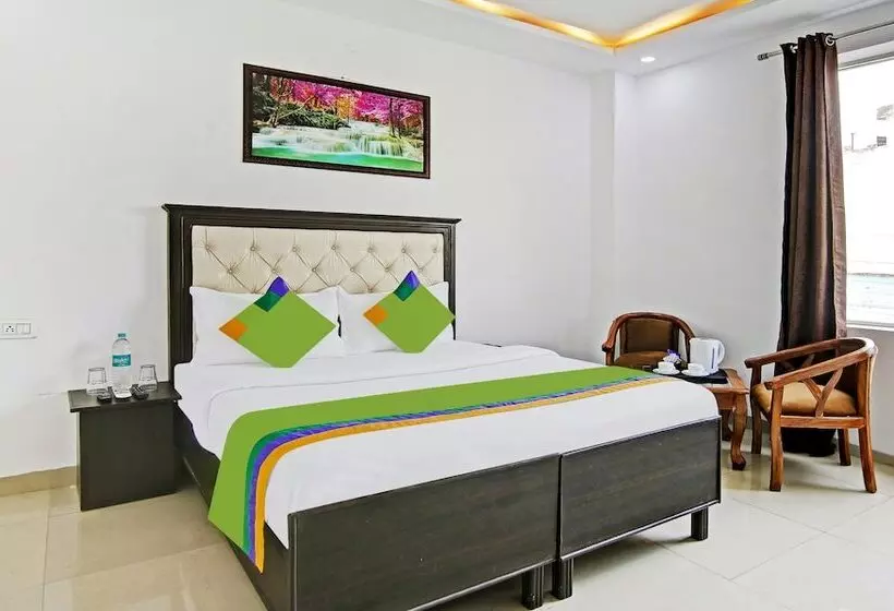 هتل Treebo Royal Empire Adarsh Nagar, Chandigarh