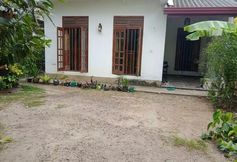 Indunil Villa