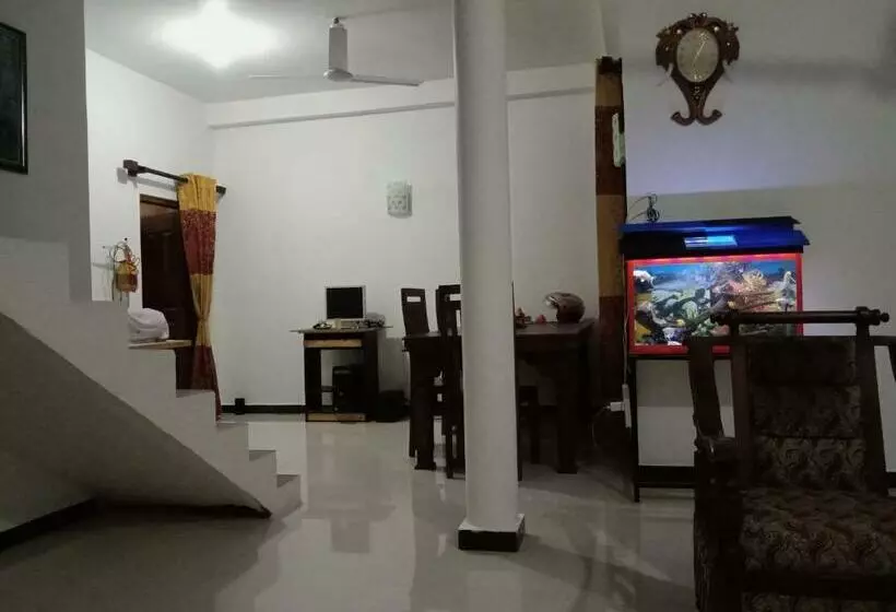 Indunil Villa