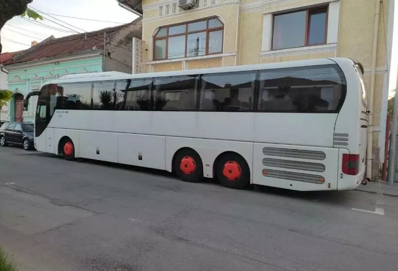 ペンション Casa Drumețului