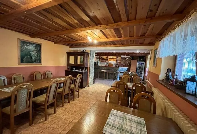 Majatalo Penzion Siesta Grand