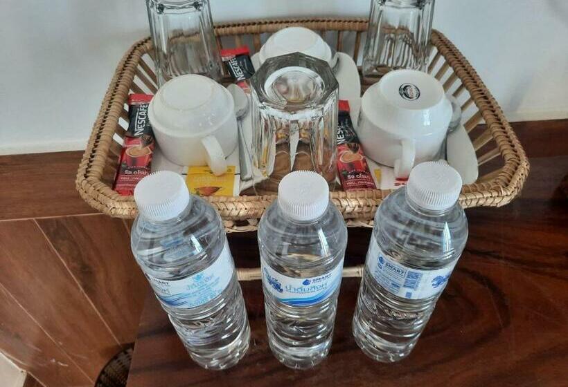 膳宿费 Realkhom Villa