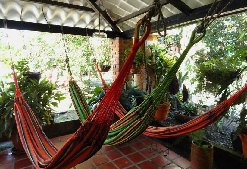 پانسیون B&b Villa Calasan