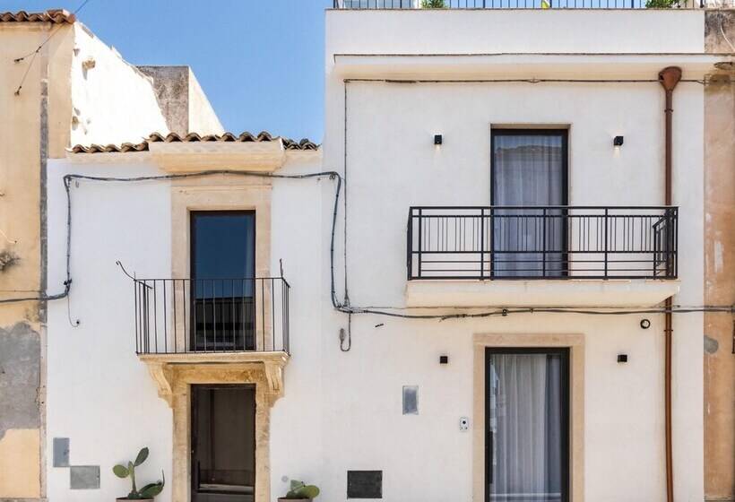 House&villas   Piano Alto House