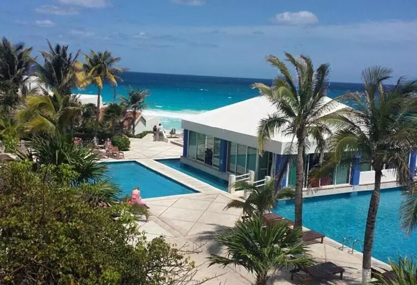 Cancun Beach Aparthotel By Solymar