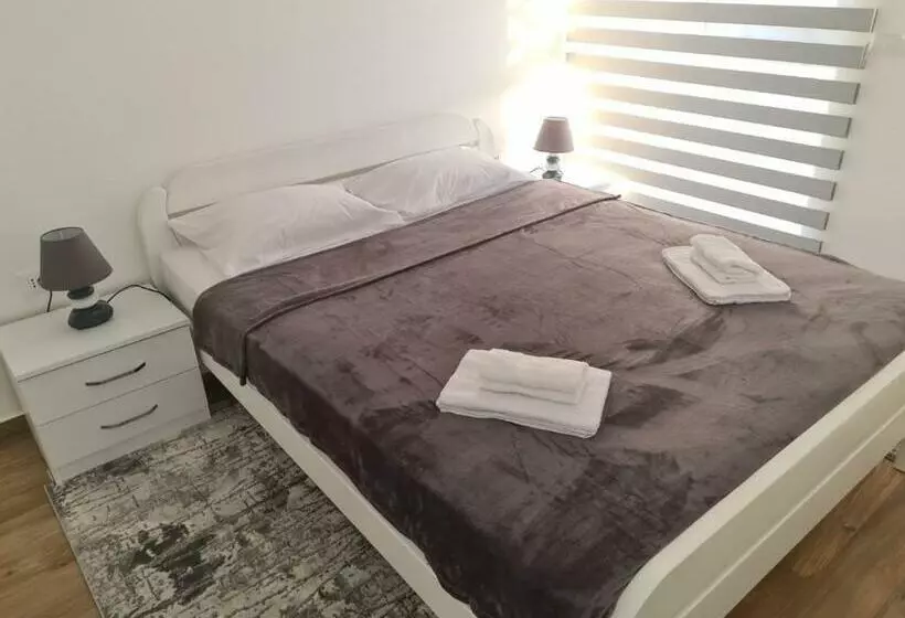 Apartments Big Lux 1