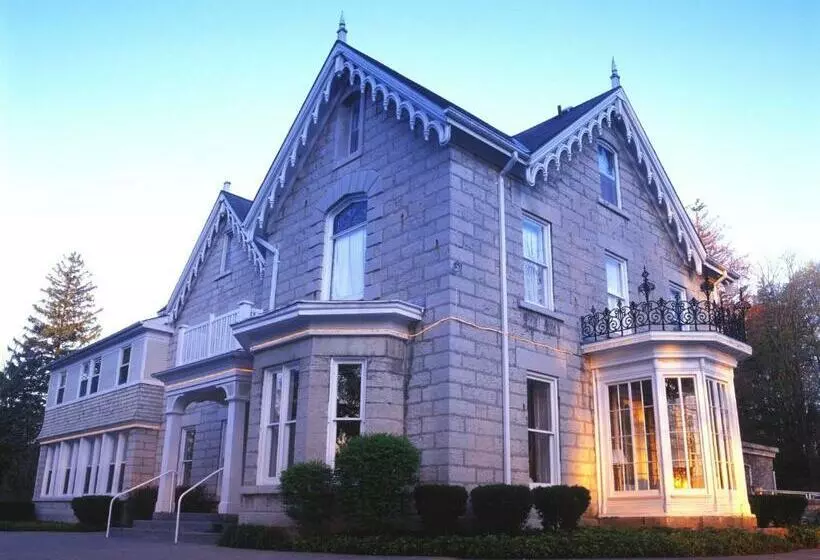 Hotelli Westover Inn