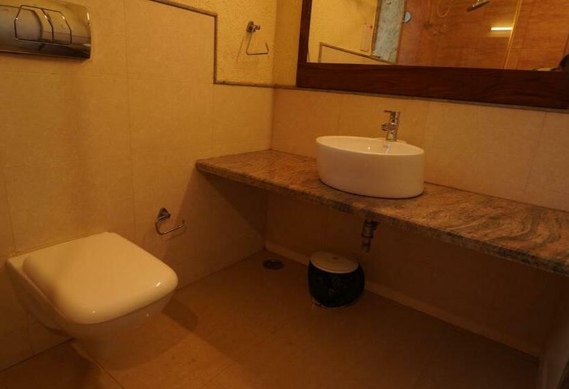 Montage By Le Pension Stays