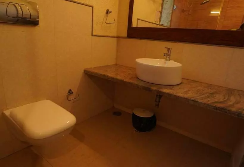 Montage By Le Pension Stays