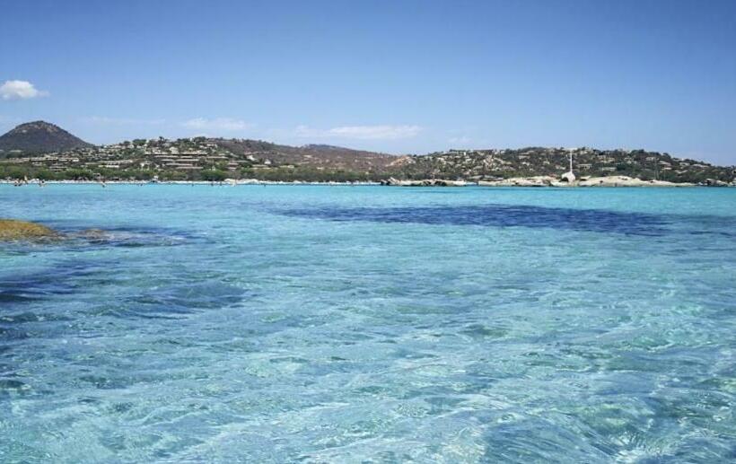 Пансион Les Jardins De Santa Giulia   Charmante Chambre D Hôte