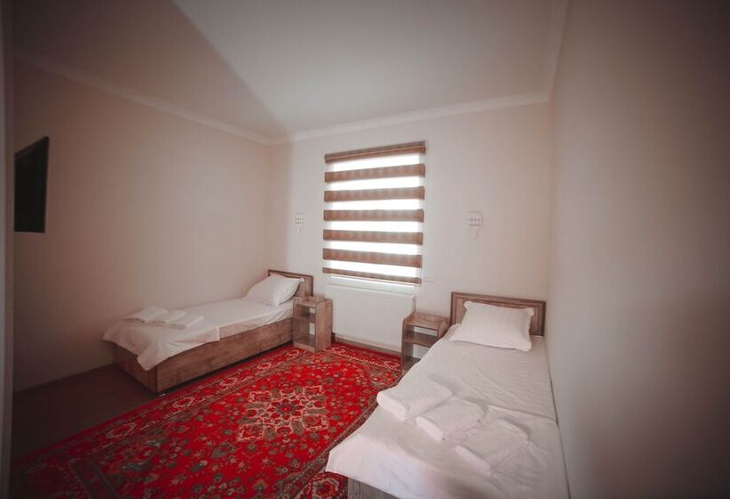 Пансион Oqilanur Guest House