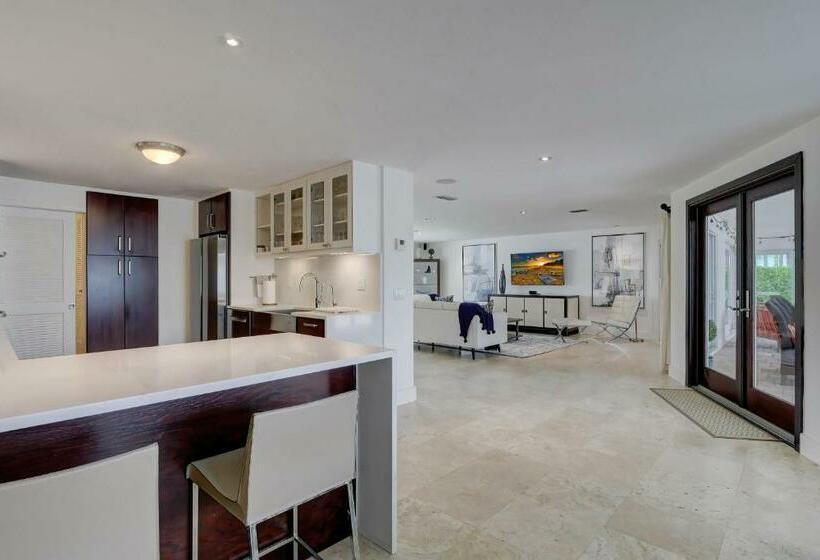 Pet Friendly Private Pool Home 1 4 Miles To The Gulf