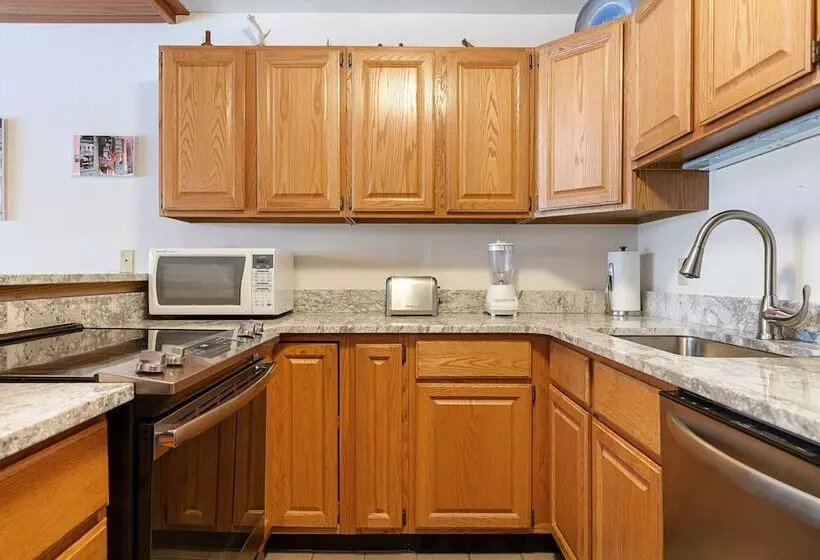 Riverside Condos D01 By Avantstay Condo Close To Downtown Town Park Ski Lift 8