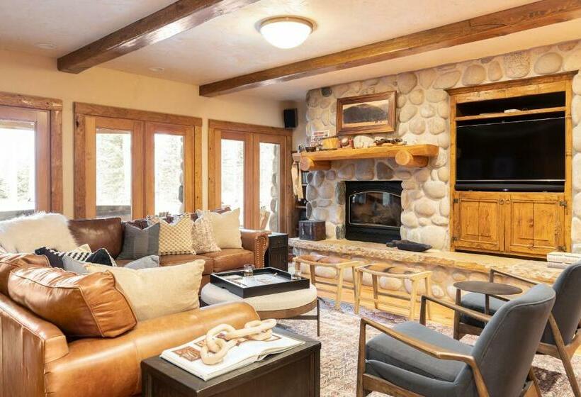 Ute Lodge By Avantstay Cozy Expansive Mountain Home Close To The Slopes