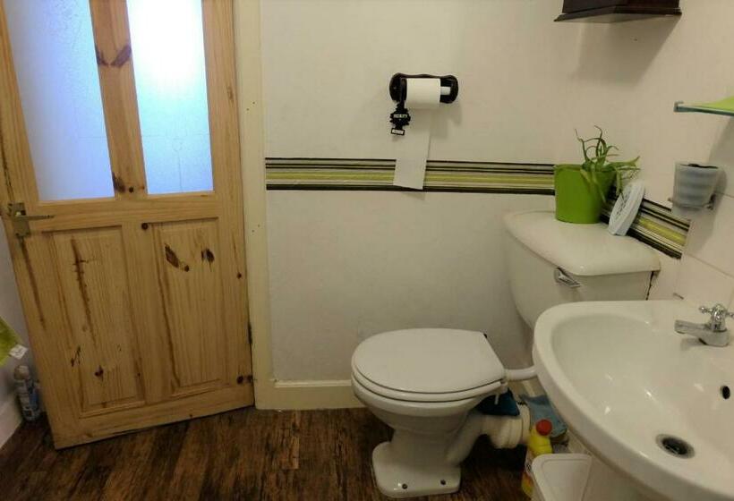 Bed and Breakfast Fabulous Location With Sea And Castle View   Nc500