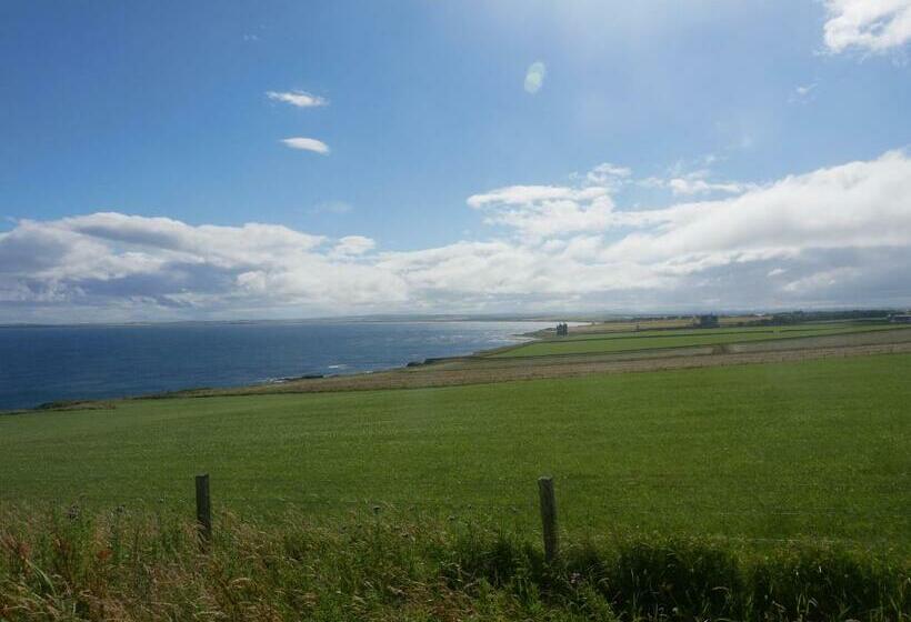 Bed and Breakfast Fabulous Location With Sea And Castle View   Nc500