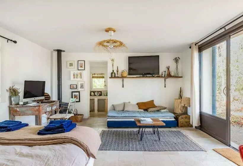 Aamiaismajoitus (B&B) Le Cabanon