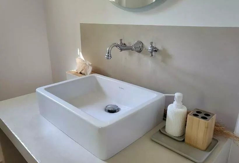Aamiaismajoitus (B&B) Le Cabanon