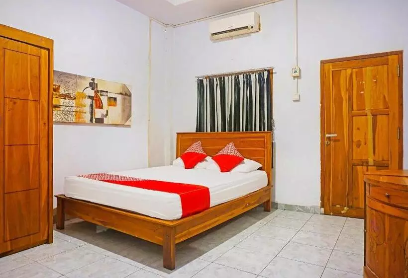 Hotelli Oyo 91456 Anggrek Homes Makassar