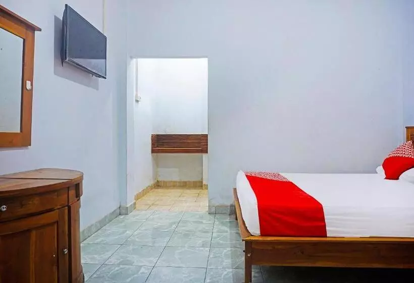 Hotelli Oyo 91456 Anggrek Homes Makassar