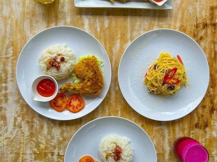 Innora Jungle Resort And Spa