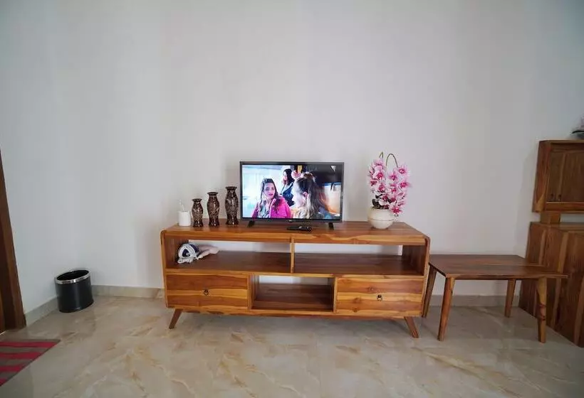 Innora Jungle Resort And Spa