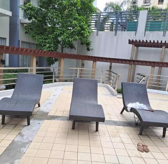 Mrmcondotel