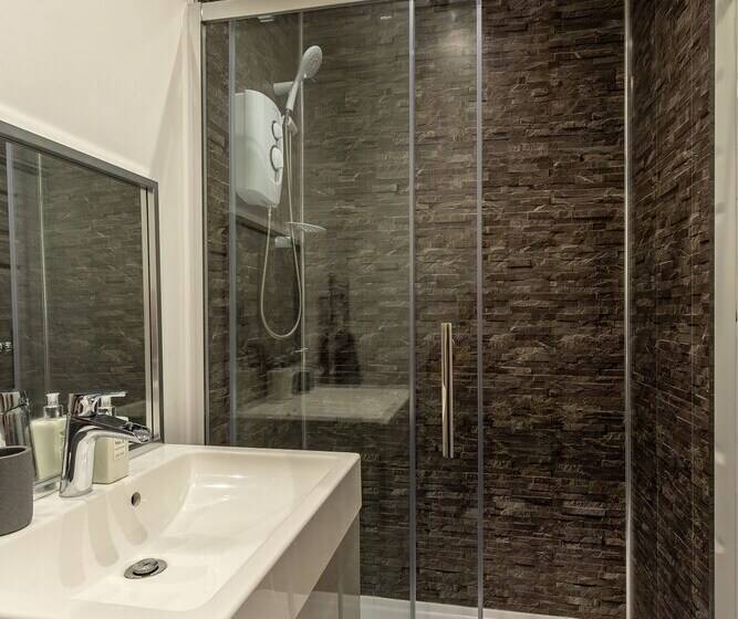 Remarkable 1 Bed Apartment In Lytham Saint Annes