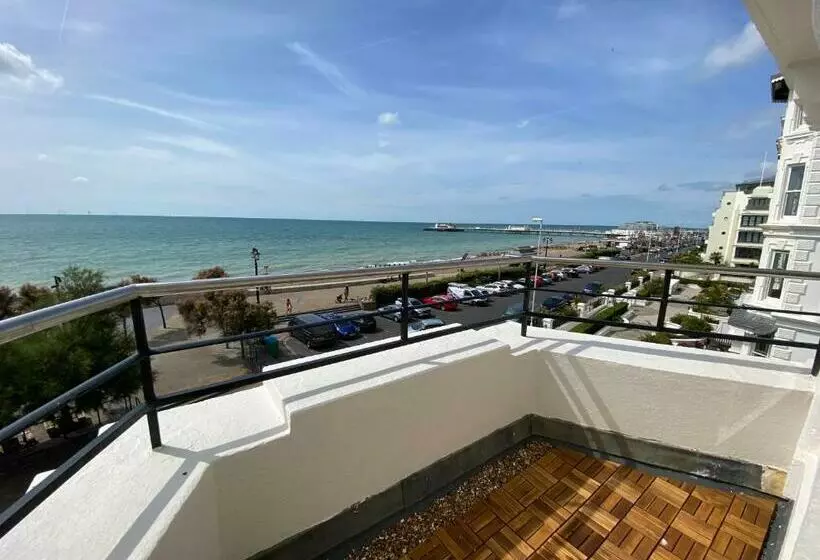 Splashpoint With Free Parking