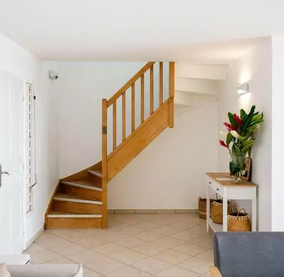 Villa Holidays   Piscine + Vue Sur Mer + Accès Randonnée