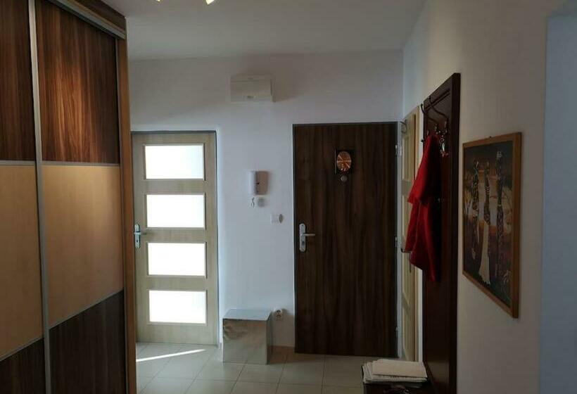 Zvolen Apartment /3 Izbový Byt