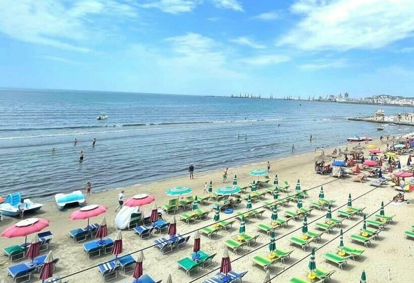 апартаменты у моря