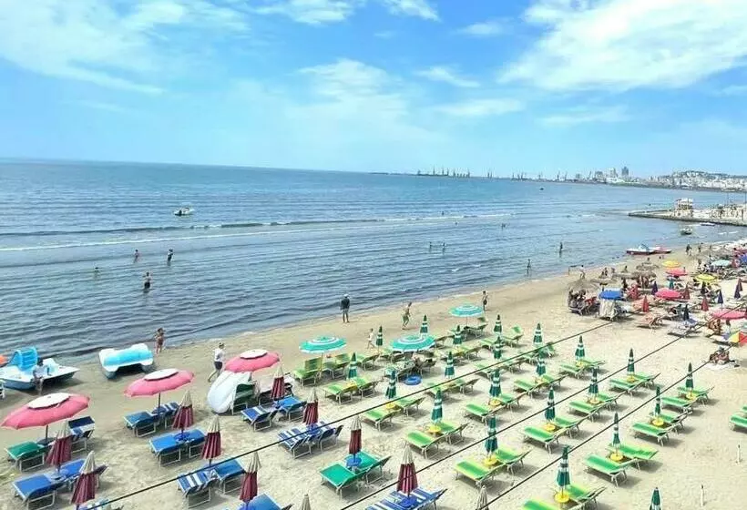 апартаменты у моря