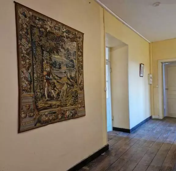 Aamiaismajoitus (B&B) Château St Justin