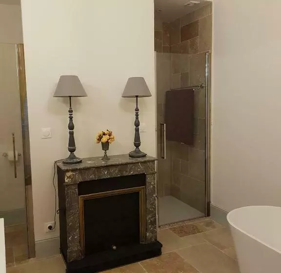 Aamiaismajoitus (B&B) Château St Justin