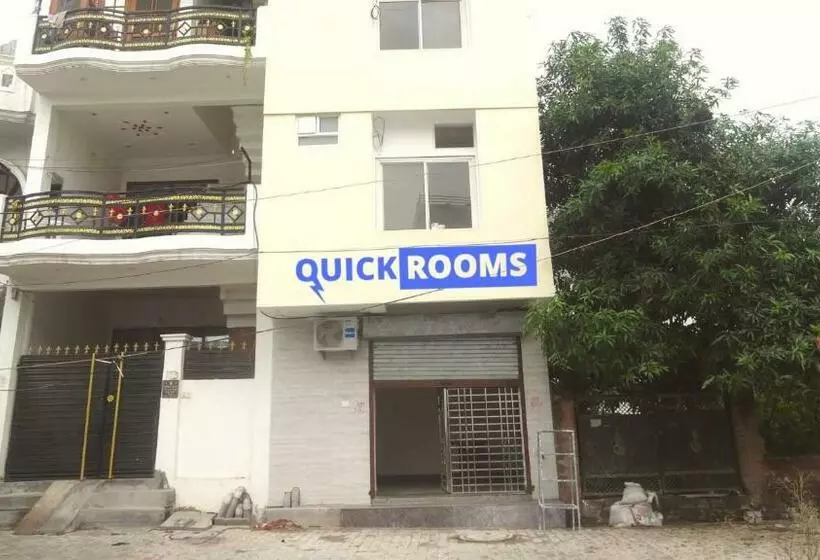 ベッドアンドブレックファースト Quick Rooms Faizabad Road
